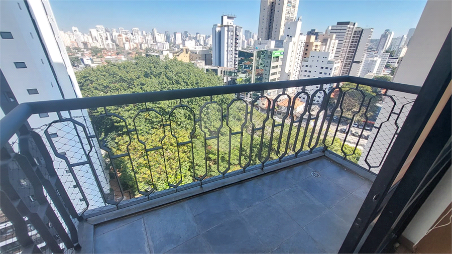 Foto REO1113079