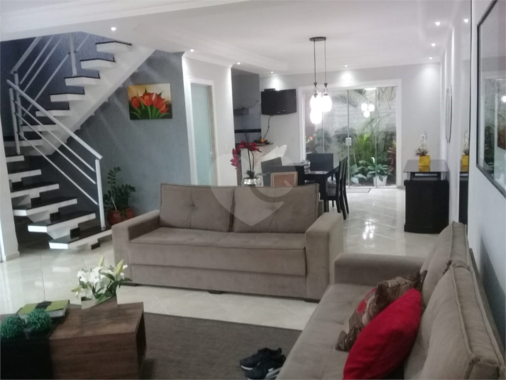 Foto REO1113082