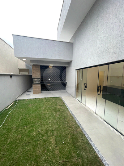 Foto REO1113108