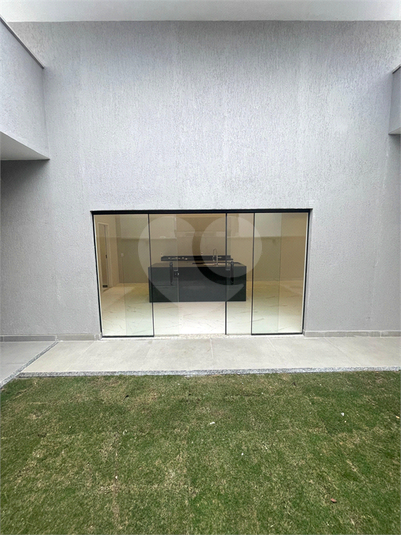 Foto REO1113108