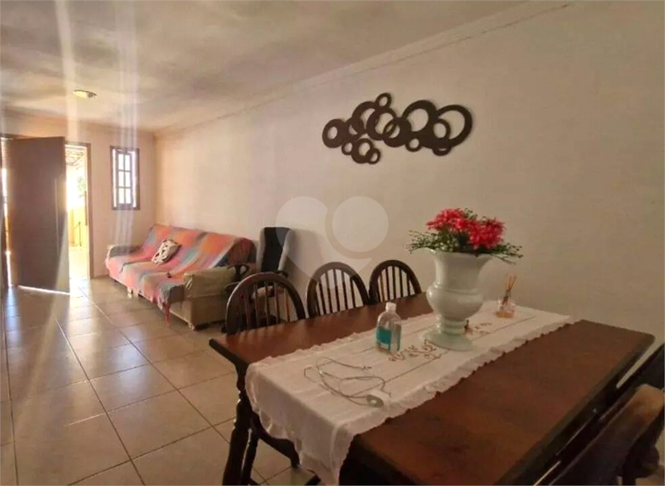 Foto REO1113123