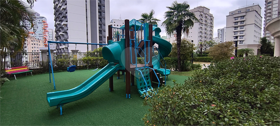 Foto REO1113144