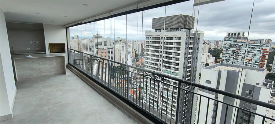 Foto REO1113144