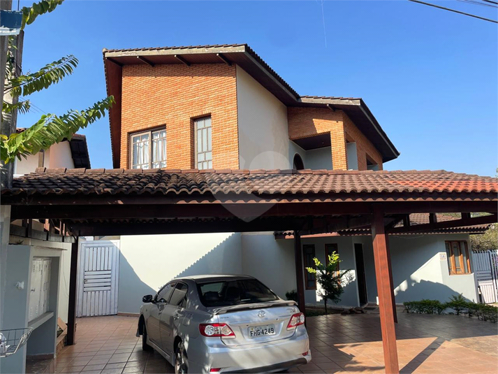 Foto REO1113169