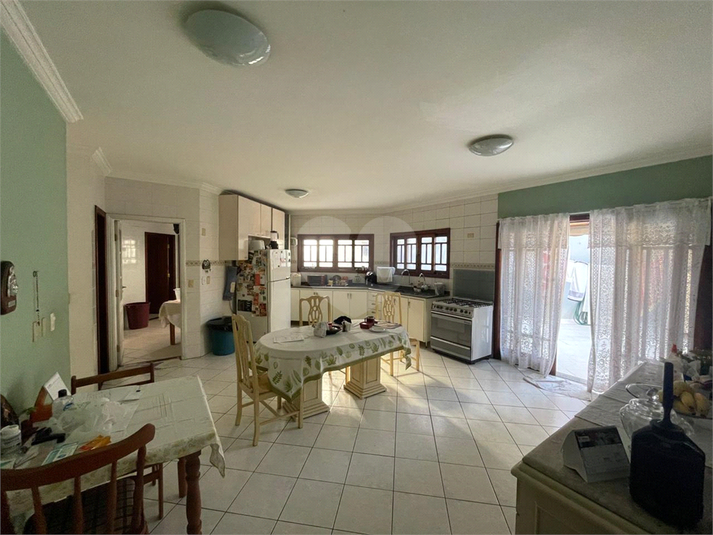 Foto REO1113169