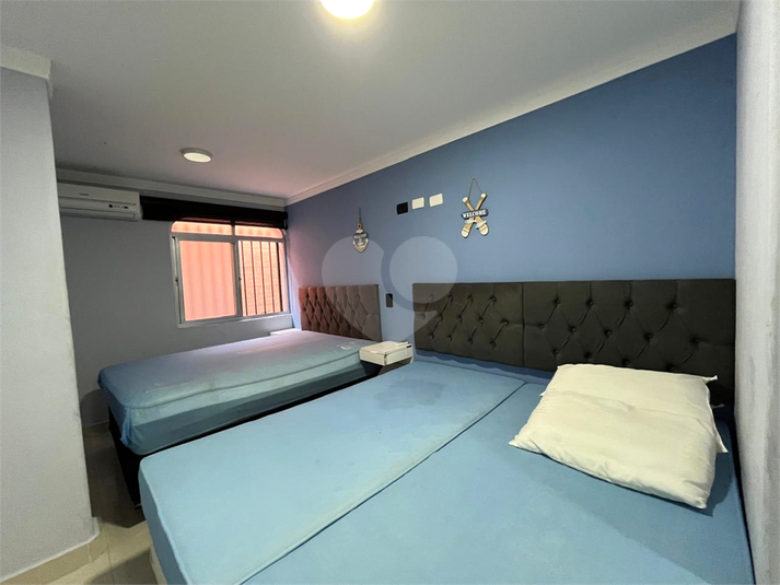 Foto REO1113178