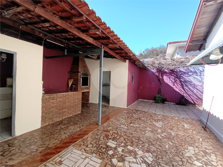 Foto REO1113207
