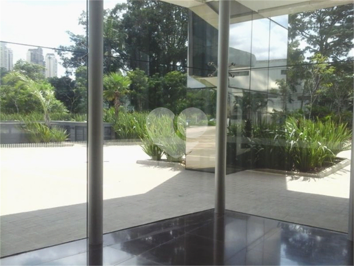 Foto REO1113216