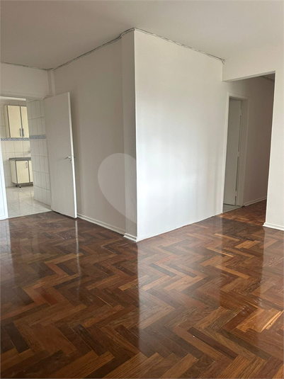 Foto REO1113224