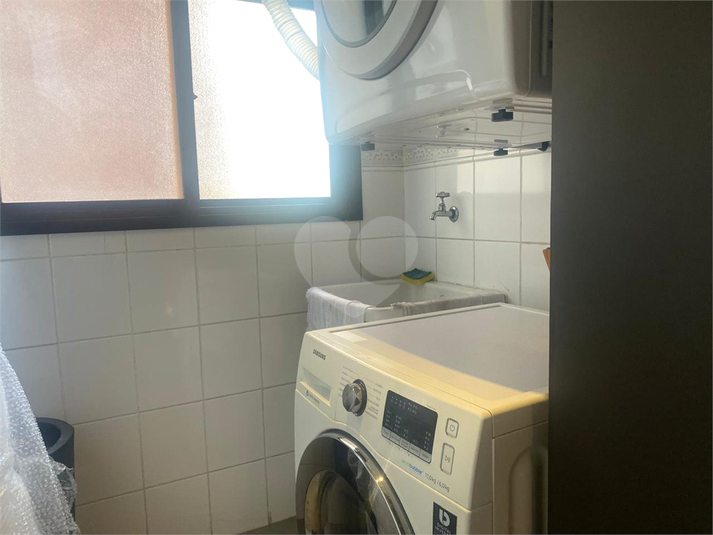 Foto REO1113246