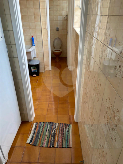Foto REO1113255