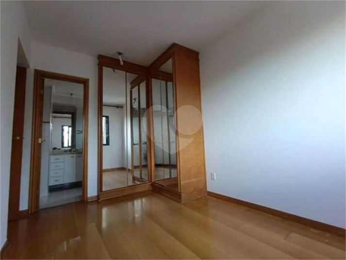 Foto REO1113256