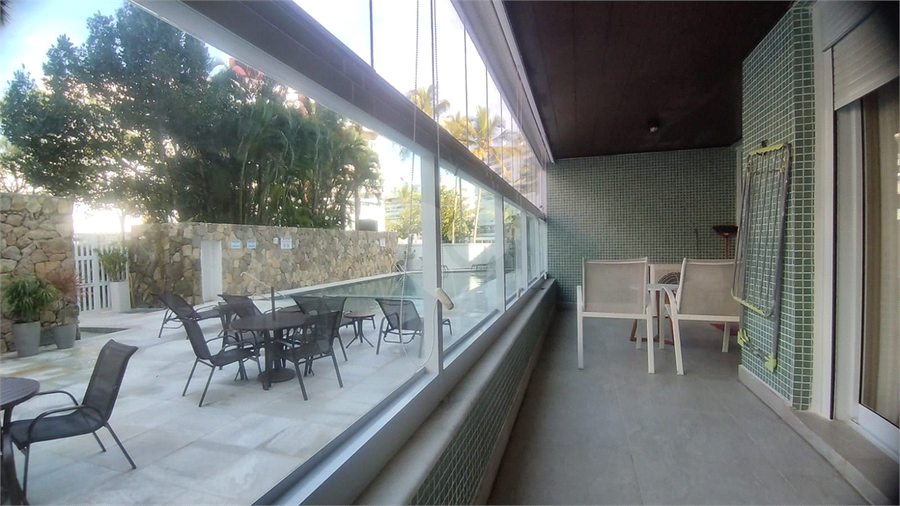 Foto REO1113257