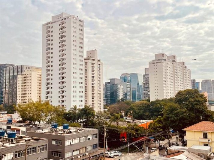 Foto REO1113261
