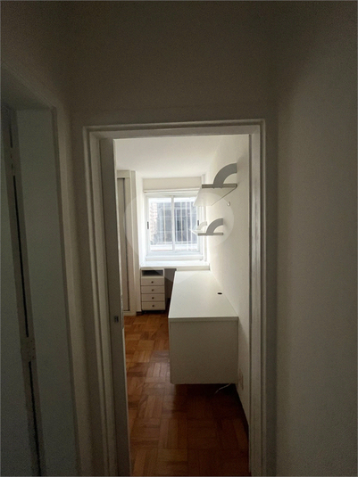 Foto REO1113270