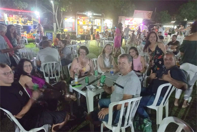 Foto REO1113275