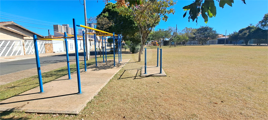 Foto REO1113275