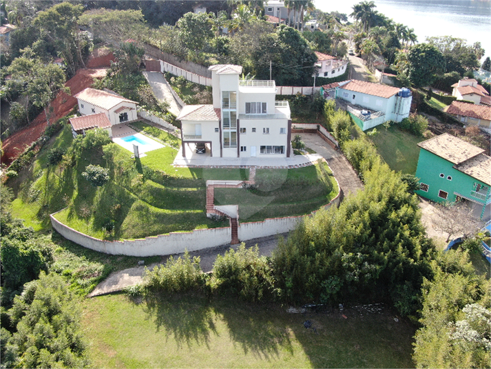 Foto REO1113288
