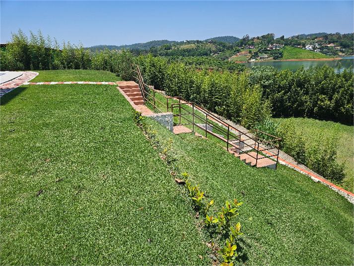 Foto REO1113288