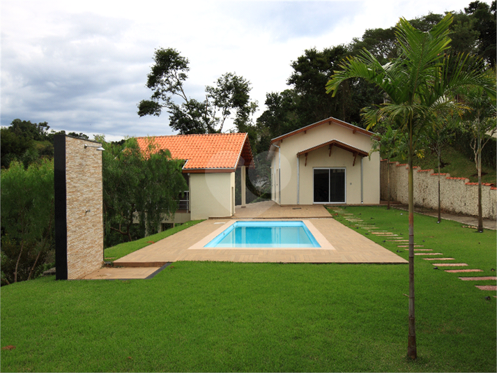 Foto REO1113288