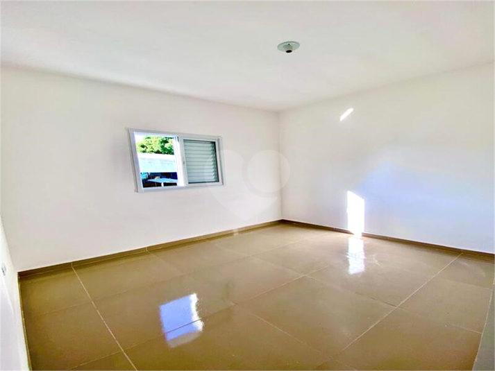 Foto REO1113299