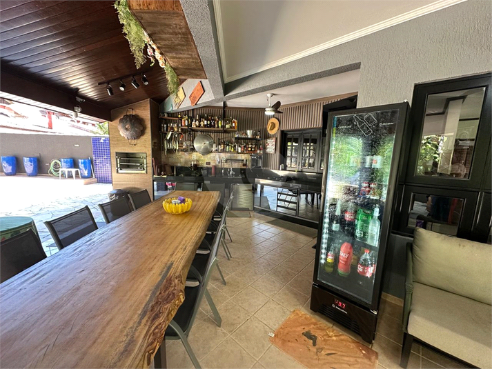 Foto REO1113304