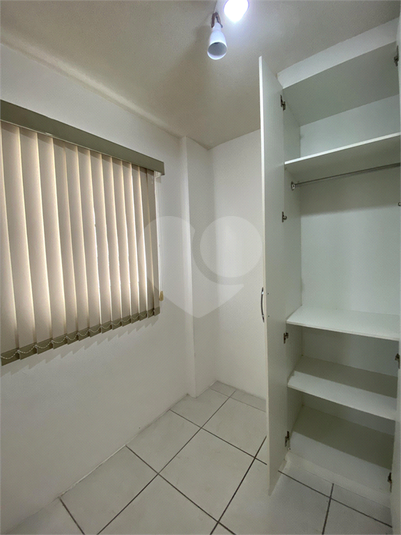 Foto REO1113328