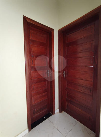 Foto REO1113330