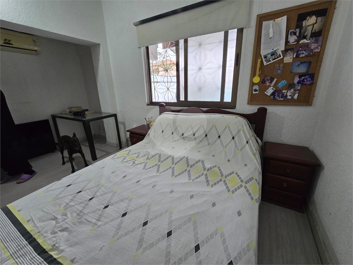 Foto REO1113343
