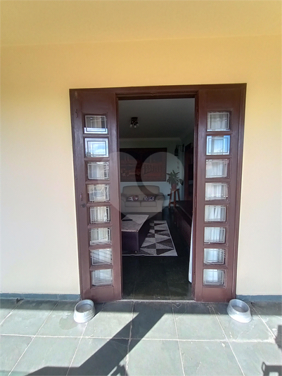 Foto REO1113344