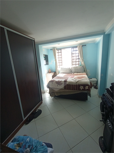 Foto REO1113344