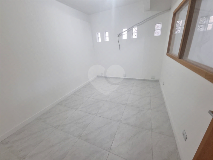 Foto REO1113349