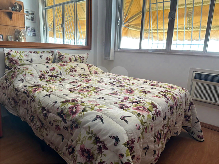Foto REO1113359