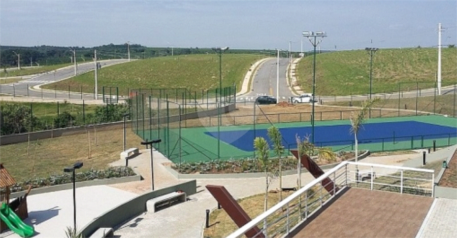 Foto REO1113365