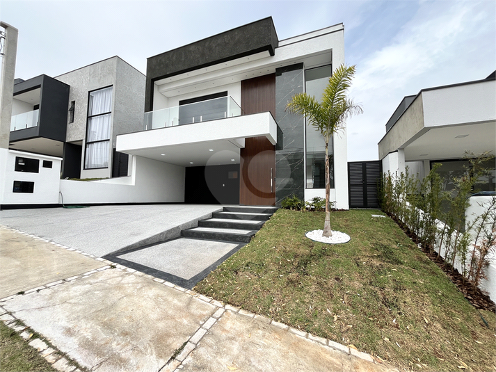 Foto REO1113371