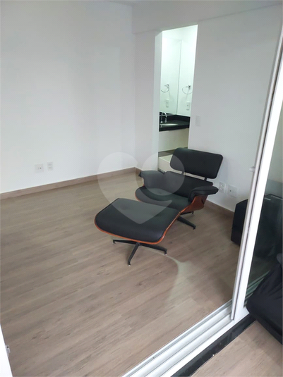 Foto REO1113379