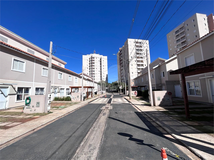 Foto REO1113382