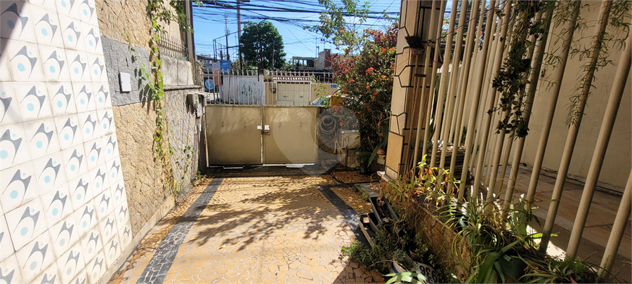 Foto REO1113383