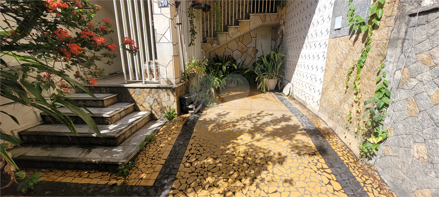 Foto REO1113383