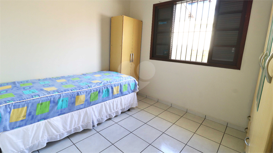 Foto REO1113389