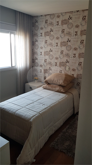 Foto REO1113391