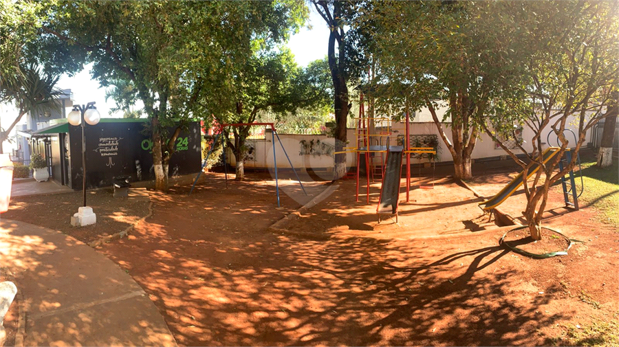 Foto REO1113400