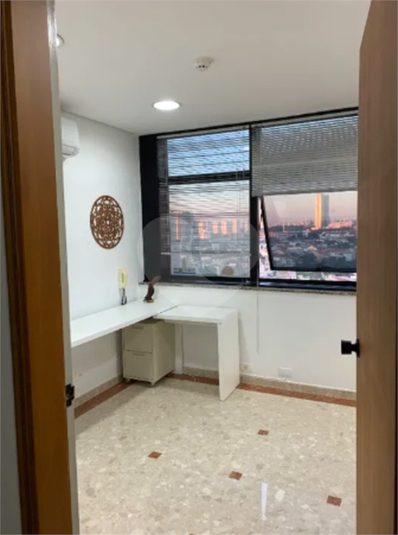 Foto REO1113401