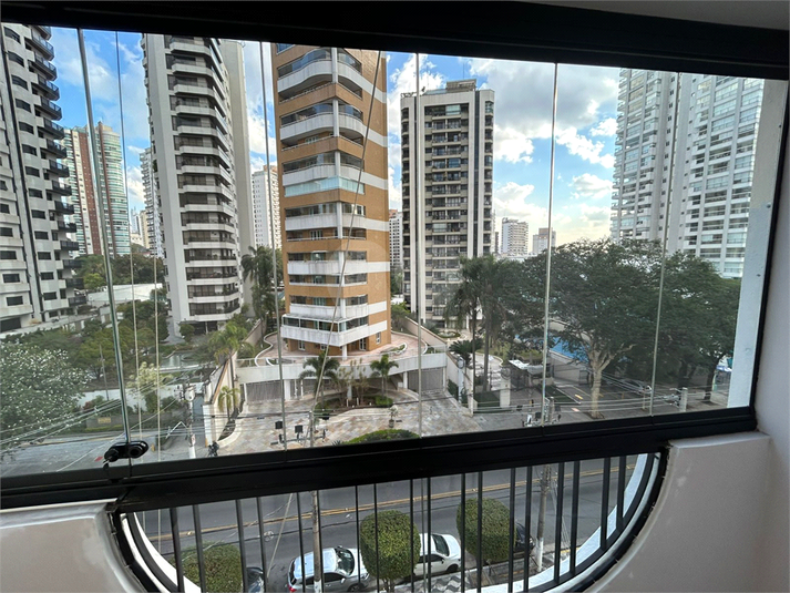 Foto REO1113405