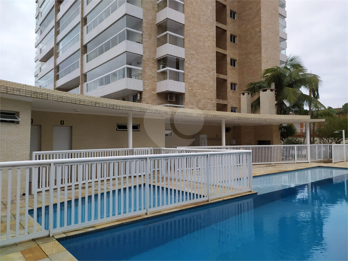 Foto REO1113407
