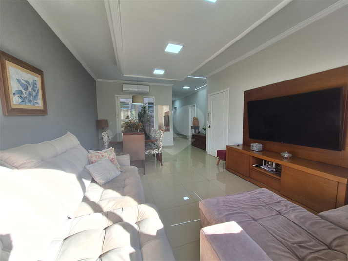 Foto REO1113416