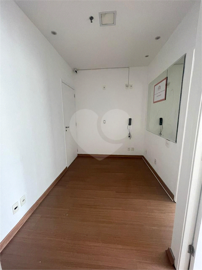 Foto REO1113420