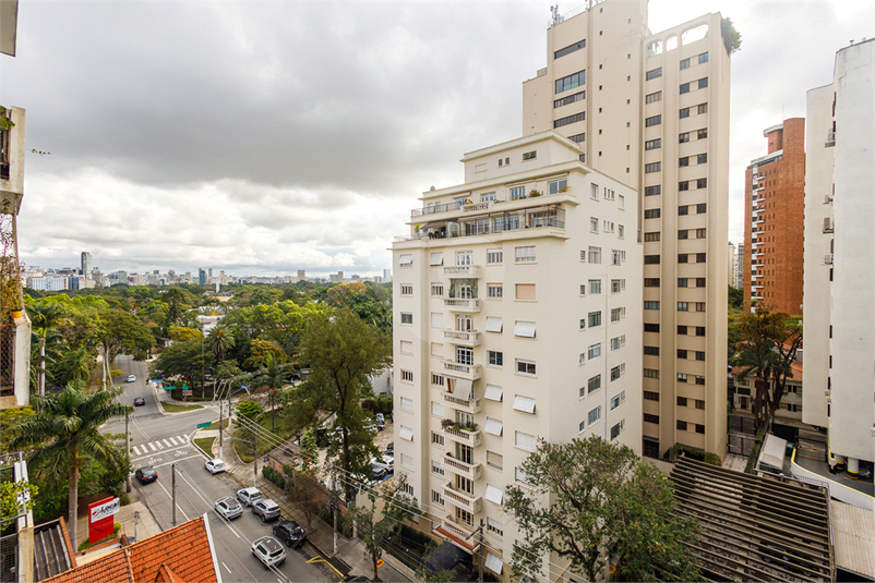 Foto REO1113423
