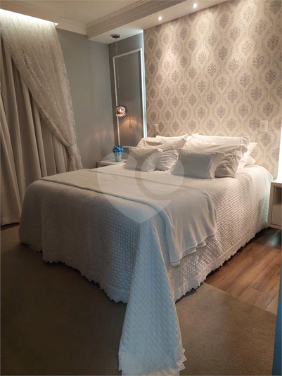 Foto REO1113439