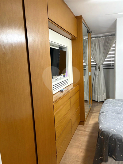 Foto REO1113440